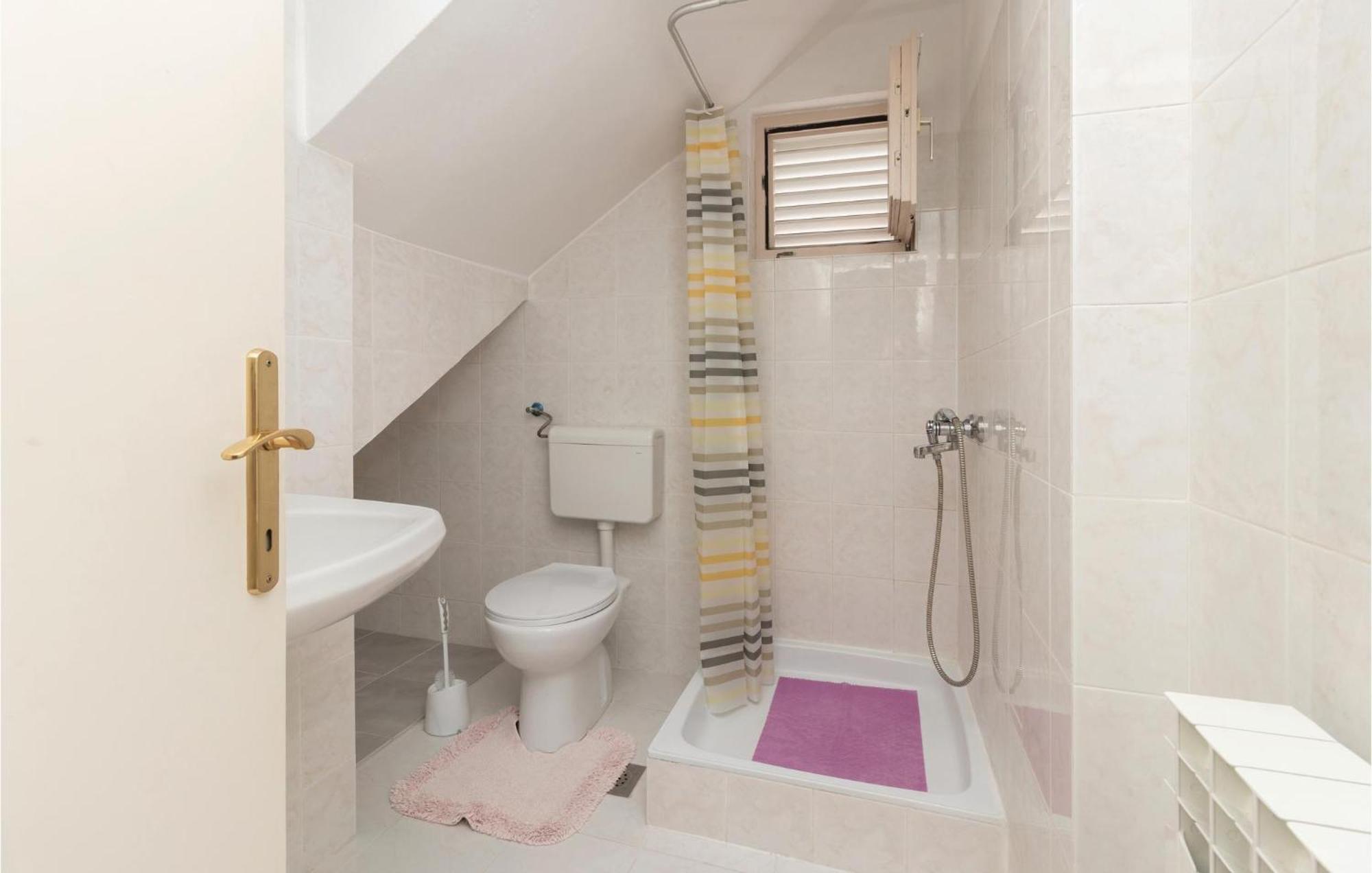 Nice Apartment In Zadar With Kitchen エクステリア 写真