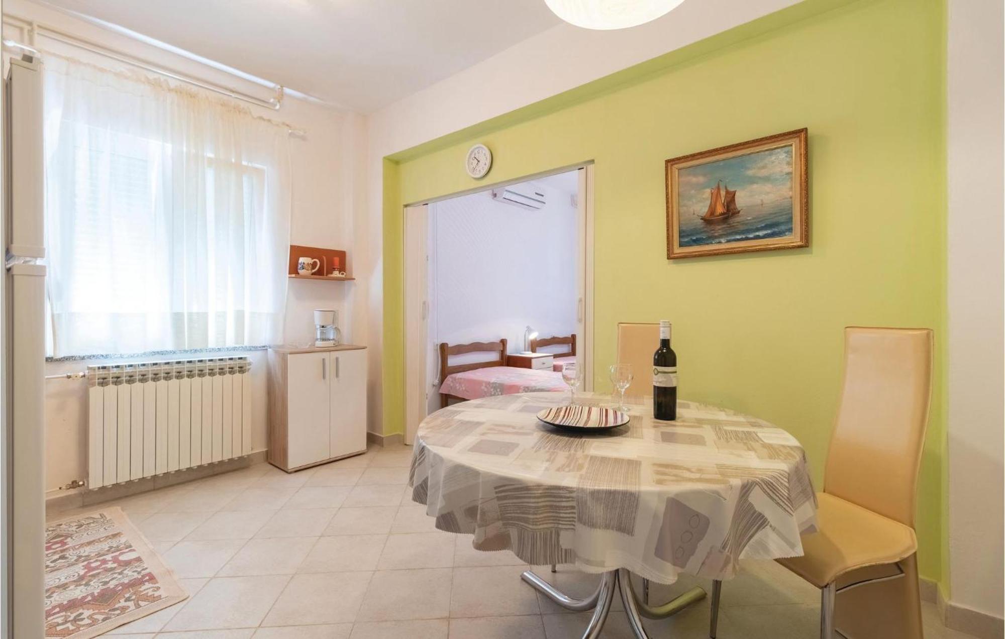 Nice Apartment In Zadar With Kitchen エクステリア 写真