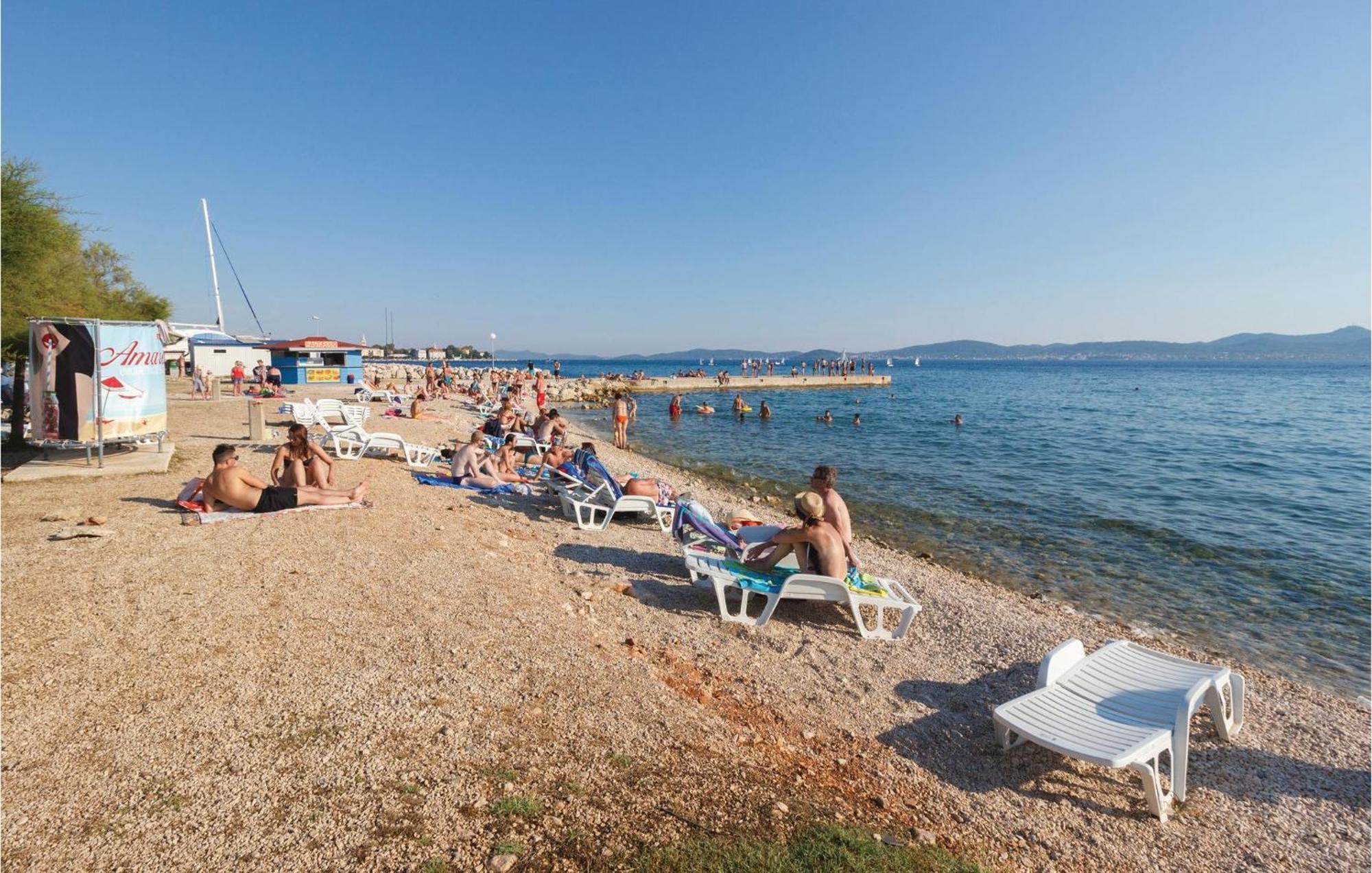 Nice Apartment In Zadar With Kitchen エクステリア 写真